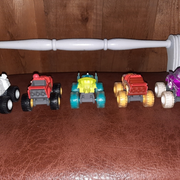 RARE Blaze & The Monster machines - Picture 5 of 5
